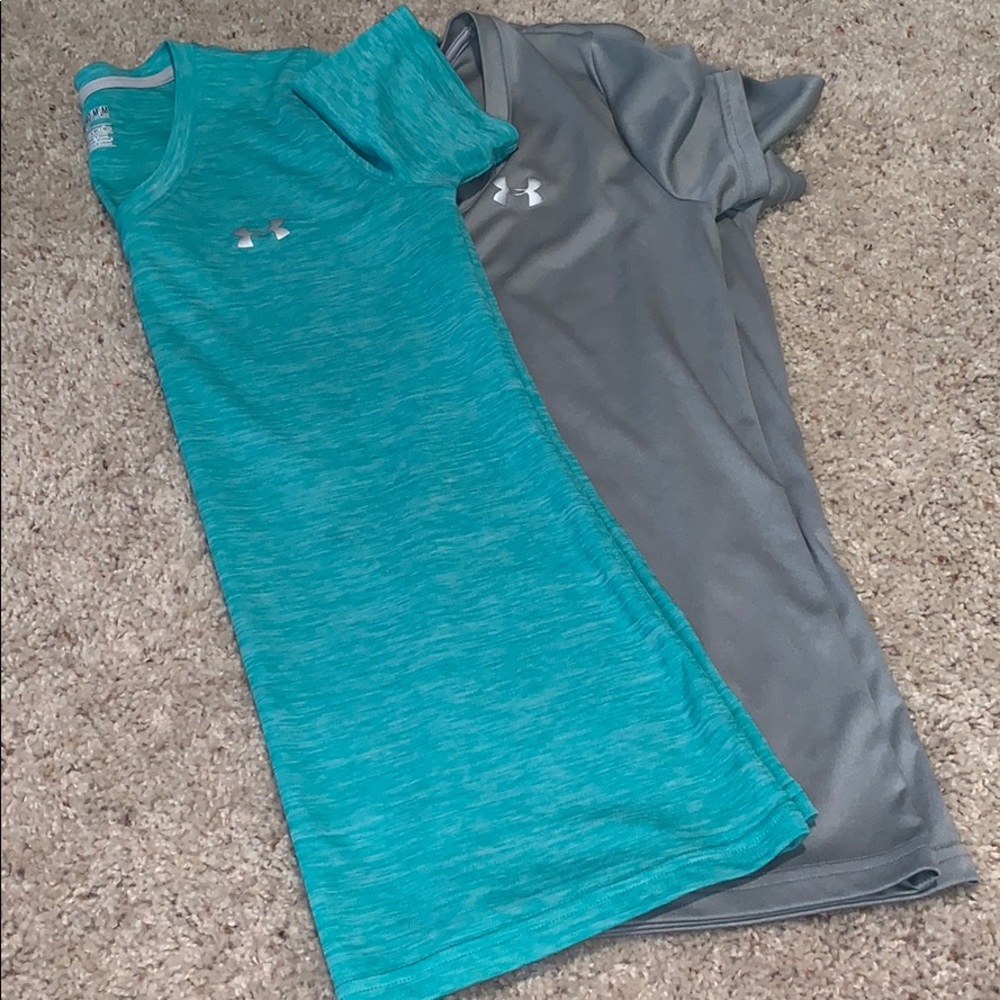 UA heat gear T-shirts